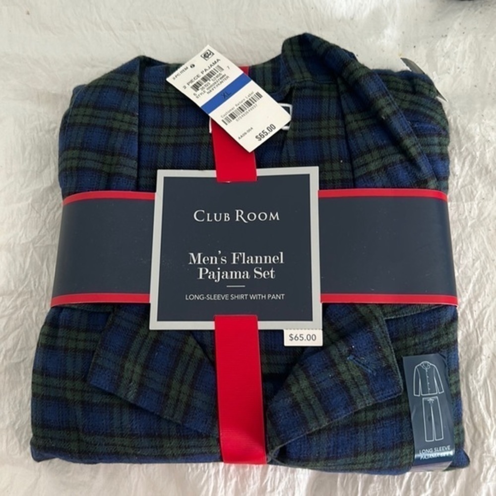 Club Room Men’s‎ Flannel Pajama Set XL..  NEW!!!